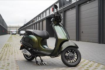 Vespa Sprint 80cc Brom full option beschikbaar voor biedingen