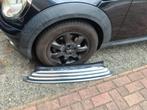 Mini R56 grille nette staat, Auto-onderdelen, Ophalen of Verzenden, Voor, Mini, Bumper
