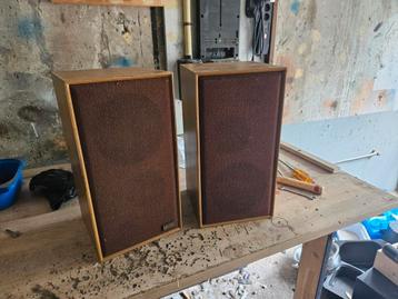 Huis speakers retro gratis beschikbaar voor biedingen