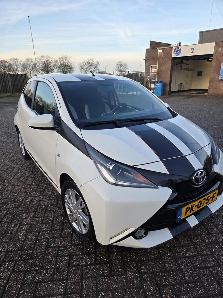 Toyota Aygo SPORT 1.0 Vvt-i 2017 64000 km, Auto's, Toyota, Particulier, Aygo, Sportpakket, Benzine, Euro 5, B, Hatchback, Handgeschakeld