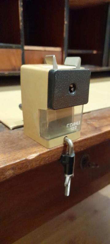 Dahle puntenslijper vintage beschikbaar voor biedingen