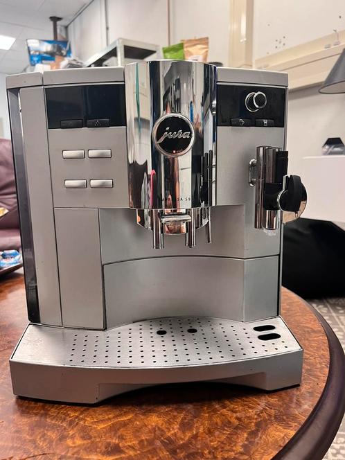 Jura s 9.3, Witgoed en Apparatuur, Koffiezetapparaten, Zo goed als nieuw, Gemalen koffie, Koffiebonen, Koffiemachine, 10 kopjes of meer