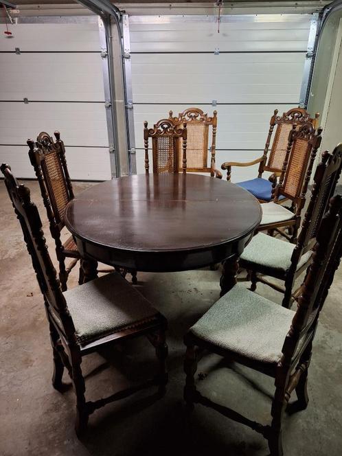 Antieke eiken Eettafel met bijbehorende stoelen, Antiek en Kunst, Antiek | Meubels | Tafels, Ophalen