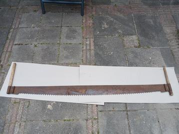 oude trekzaag beschikbaar voor biedingen