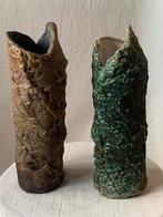 2 handgevormde raku gestookte vaasjes, Antiek en Kunst, Antiek | Keramiek en Aardewerk, Ophalen of Verzenden