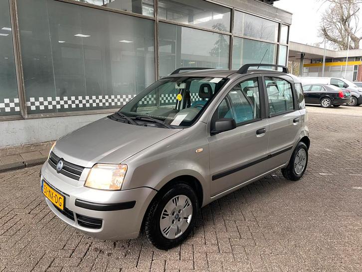 Fiat Panda 1.2 60PK • NIEUWE APK • AIRCO • NAP • ZILVERGRIJS, Auto's, Fiat, Bedrijf, Panda, Benzine, C, Hatchback, Handgeschakeld