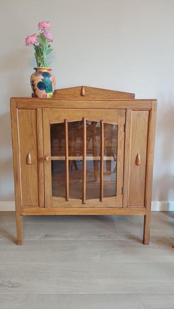 4. Art deco Amsterdamse school vintage vitrinekastje beschikbaar voor biedingen