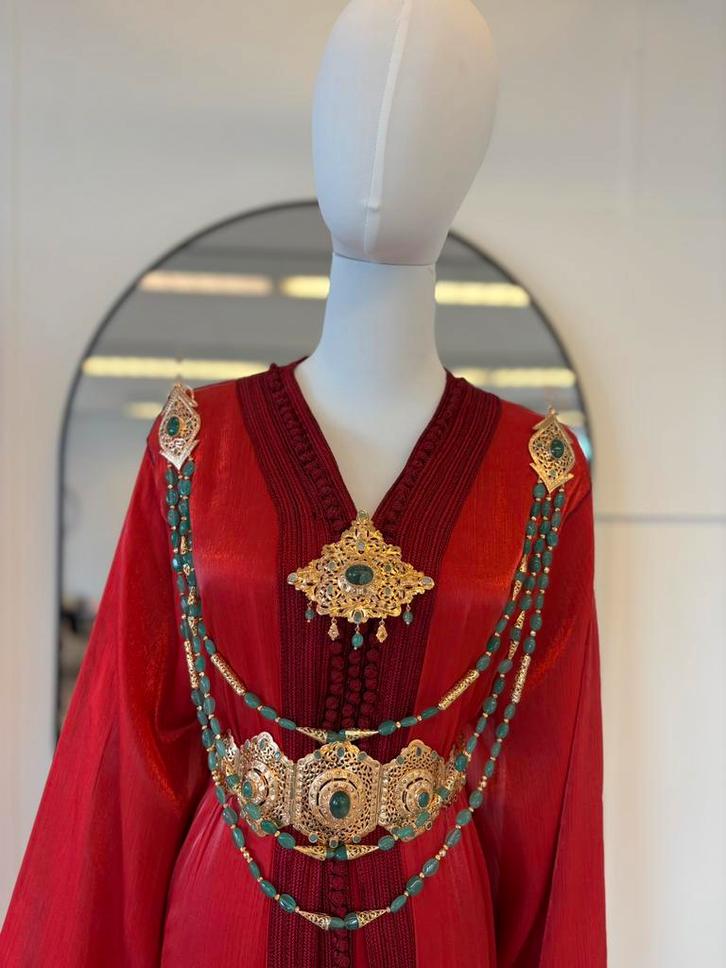 Takchita, Kleding | Dames, Jurken, Nieuw, Maat 38/40 (M), Rood, Onder de knie, Ophalen of Verzenden