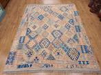 Prachtige handgeweven oosterse kelim 250x188, Huis en Inrichting, Stoffering | Tapijten en Kleden, Info@SlatsAntiek.nl, Crème