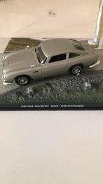 James bond met aston martin, Hobby en Vrije tijd, Modelauto's | 1:43, Ophalen of Verzenden, Zo goed als nieuw, Auto, Overige merken