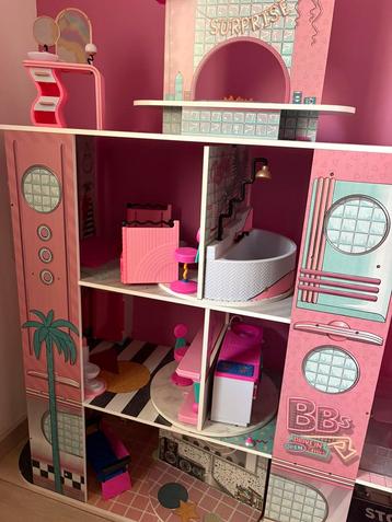 LOL poppenhuis inc accessoires beschikbaar voor biedingen