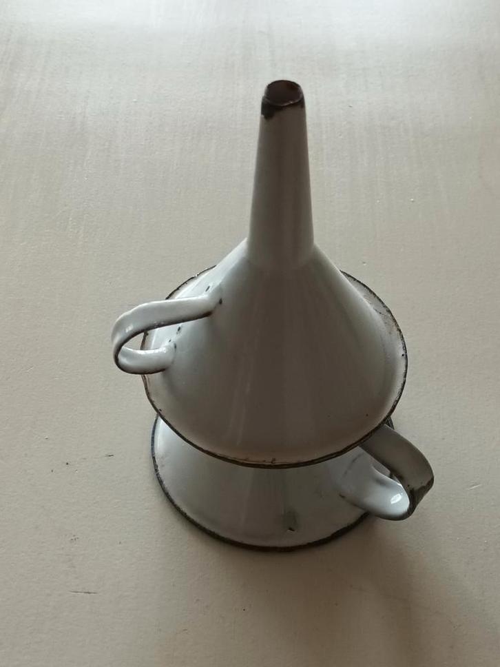 Vintage Emaille Trechters - Set van 2, Antiek en Kunst, Antiek | Emaille, Ophalen of Verzenden
