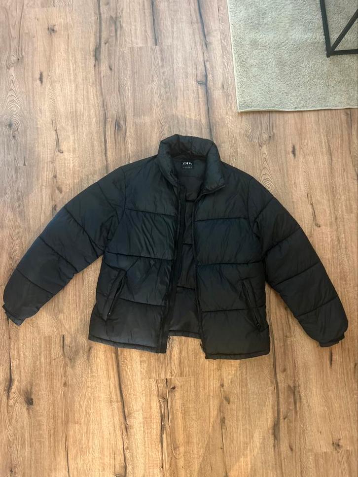 Zara Puffer Jacket - Size L, Kleding | Heren, Jassen | Winter, Zo goed als nieuw, Zwart, Ophalen of Verzenden