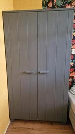 Woood kast Dennis met 2 Deuren, Ophalen, Gebruikt, 100 tot 150 cm, 200 cm of meer