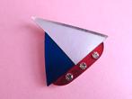 jwg Vintage 90s zeilboot bootje broche strass rood wit blauw, Verzenden, Overige materialen, Broche