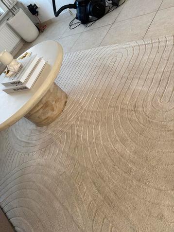 Japandi Vloerkleed beschikbaar voor biedingen