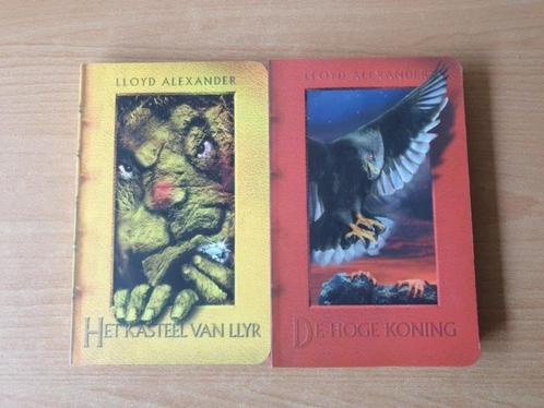 Lloyd Alexander - Het Kasteel van Llyr & De Hoge Koning, Boeken, Fantasy, Gelezen, Ophalen of Verzenden