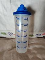 1 shaker / maatbeker met blauwe dop, Tupperware, 600ml, Huis en Inrichting, Keuken | Tupperware, Ophalen of Verzenden, Gebruikt
