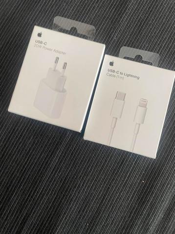 USB- C oplader met kabel beschikbaar voor biedingen