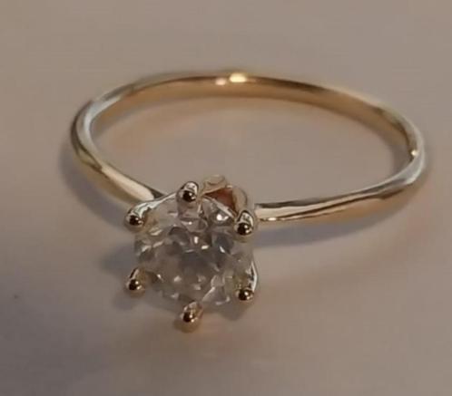 Nieuwe Ongedragen Solitaire Ring, Sieraden, Tassen en Uiterlijk, Ringen, Nieuw, Dame, 17 tot 18, Goud, Goud, Met edelsteen, Verzenden
