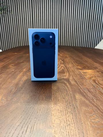 Nieuwe iPhone 17 Pro 256GB Deep Blue beschikbaar voor biedingen