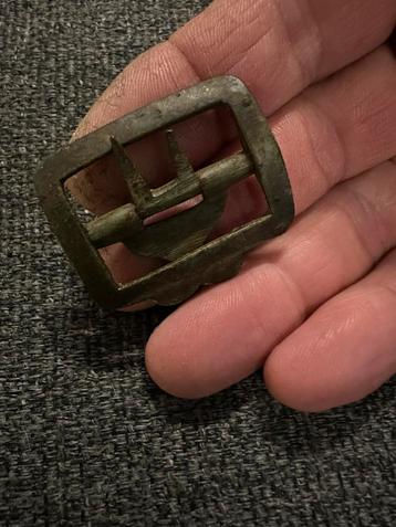 Bodemvondst gesp ??? Regiment d'Infanterie de Ligne beschikbaar voor biedingen