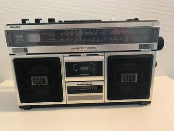 PHILIPS 8588 Vintage Radio Cassettedeck Jaren 70 beschikbaar voor biedingen