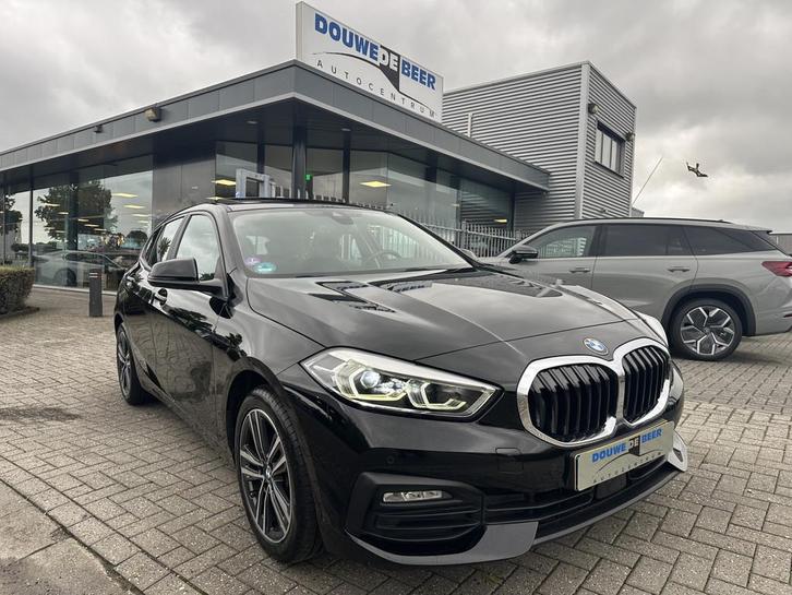 BMW 1-serie 118i Executive Edition Pano-Dak | Trekhaak | Sto, Auto's, BMW, Bedrijf, Te koop, 1-Serie, ABS, Achteruitrijcamera