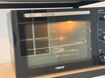 Princess Vrijstaande oven beschikbaar voor biedingen