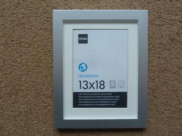 Aluminium fotolijst 16 x 21 of 13 x 18 cm beschikbaar voor biedingen