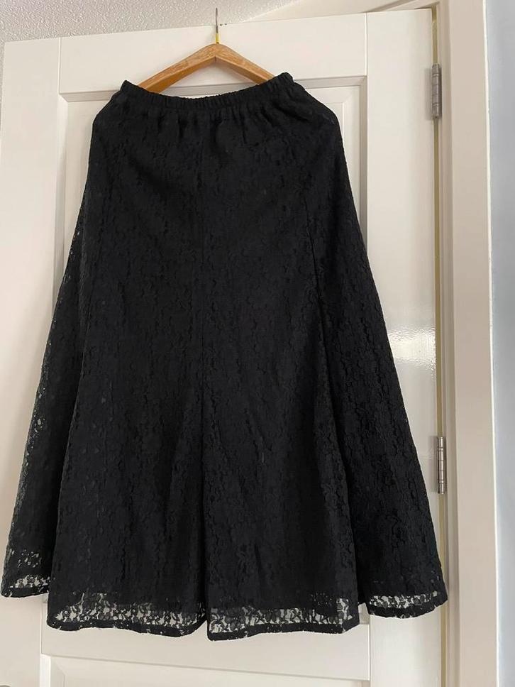 Prachtige vintage handgemaakte zwarte lange rok, Kleding | Dames, Rokken, Zo goed als nieuw, Maat 38/40 (M), Zwart, Onder de knie
