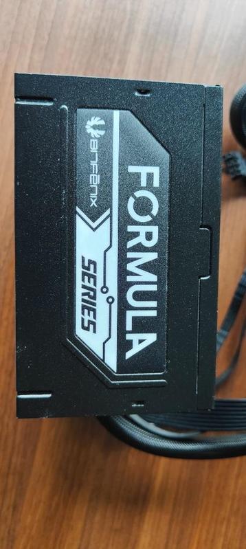 PC voeding Bitfenix Formula Gold 450 watt beschikbaar voor biedingen