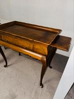 Antieke Engelse theetafel wortelnotenhout, Ophalen