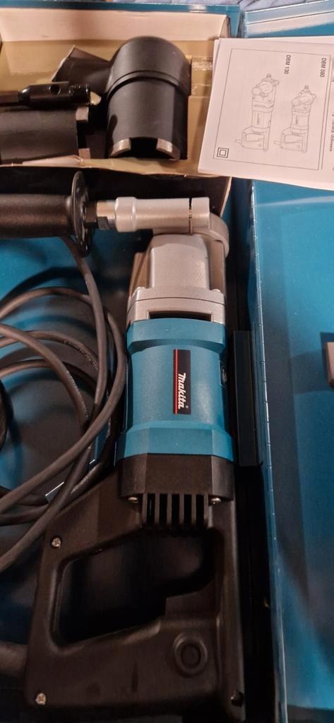 Makita dbm 080 nieuw met 2 dozenboren nieuw, Doe-het-zelf en Verbouw, Gereedschap | Boormachines, Nieuw, Overige typen, 600 watt of meer