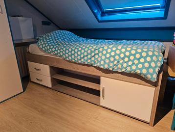 Eenpersoons bed