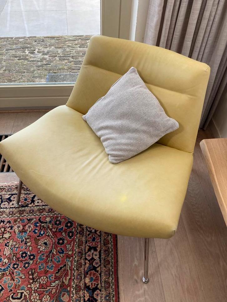Gele design stoel, Huis en Inrichting, Stoelen, Gebruikt, Eén, Leer, Overige materialen, Overige kleuren, Ophalen