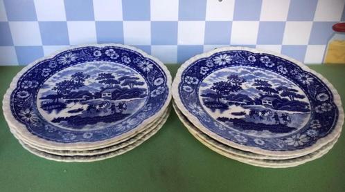 Acht stuks Delfts Blauwe (eet)borden - 20 cm, Huis en Inrichting, Keuken | Servies, Zo goed als nieuw, Bord(en), Overige stijlen