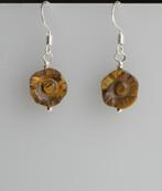 Mooie oorbellen met Tijgeroog gekerfde bloemen, zilver, Hangers, Bruin, Verzenden, Nieuw