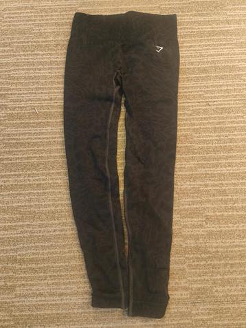 Nieuw GYMSHARK broek beschikbaar voor biedingen
