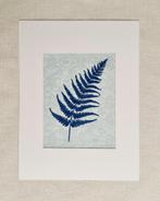 botanische print met linoleumsnede en passe partout 30x40, Minder dan 50 cm, Oorspronkelijke maker, Nieuw, Ophalen of Verzenden