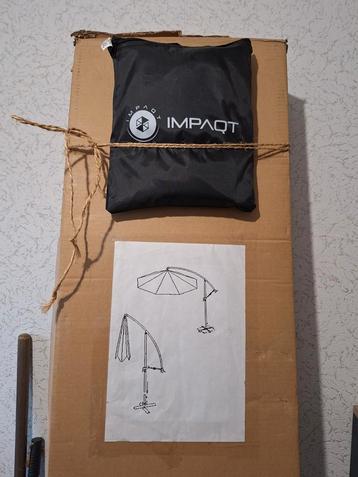 Nieuwe Zweefparasol IMPACT beschikbaar voor biedingen