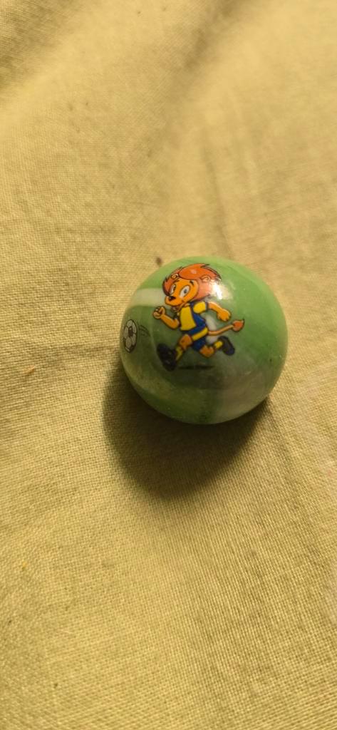 RKC Waalwijk Voetbal Knikker, Verzamelen, Sportartikelen en Voetbal, Zo goed als nieuw, Shirt, Buitenlandse clubs, Ophalen of Verzenden