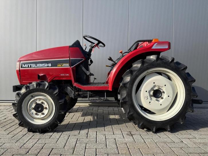 Mitsubishi MT205 minitrekker - 4WD - 24 PK - 821uur - diesel, Zakelijke goederen, Agrarisch | Tractoren, tot 2500, Overige merken