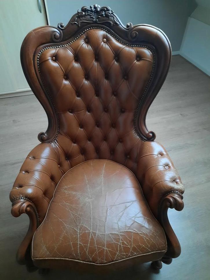 2 Vintage Chesterfield Stoelen, Huis en Inrichting, Fauteuils, Ophalen