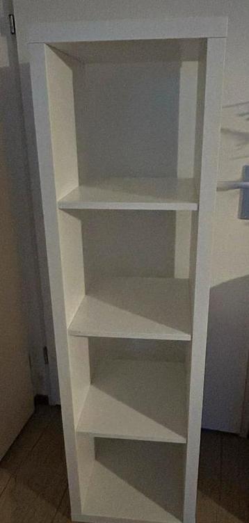 IKEA Kallax Kast - 4 Vakken beschikbaar voor biedingen