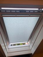 Een Velux rolgordijn, 100 tot 150 cm, Zo goed als nieuw, Grijs, 50 tot 100 cm