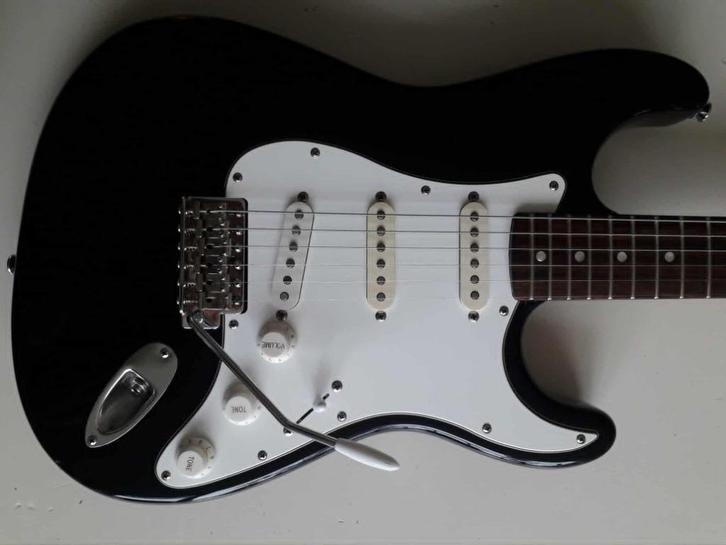 London City spitfire mk2-eerste editie (BUNDLE), Muziek en Instrumenten, Snaarinstrumenten | Gitaren | Elektrisch, Gebruikt, Solid body