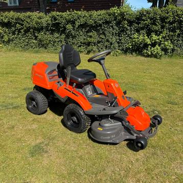Husqvarna R 214 TC - NIEUW OP VOORRAAD!! beschikbaar voor biedingen