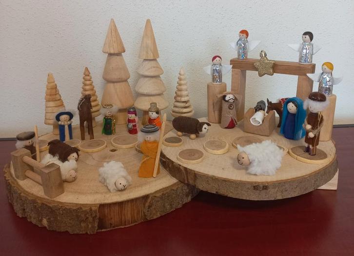 Kerststal met peg doll figuren:, Diversen, Kerst, Zo goed als nieuw, Ophalen