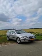 Volvo V70 2.4 Comfortline 2001 140PK Zilver/grijs, Auto's, Voorwielaandrijving, 1800 kg, Zwart, 1505 kg